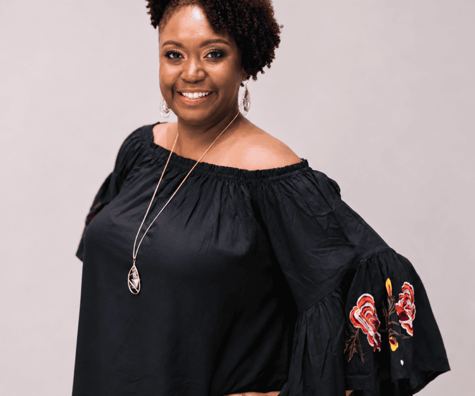 Tracey Shenell